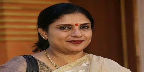 "ஒரு நடிகர் முதல்வராகலாம். ஆனா, ஒரு முதல்வர் 'நடிக்க' கூடாது!"- ஸ்ரீப்ரியா சிறப்பு பேட்டி