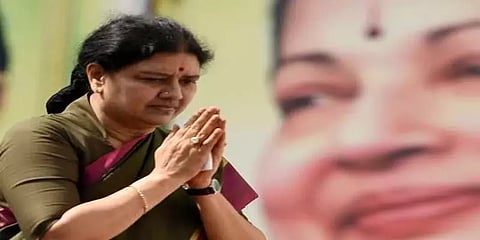 எம்ஜிஆர் தோட்டம் அருகே சசிகலா கொடியேற்ற எதிர்ப்பு: நீதிமன்றத்தில் முறையீடு