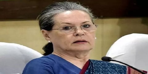 ‘மக்கள் துயரிலிருந்து லாபம்'  பிரதமர் மோடிக்கு சோனியாகாந்தி கடிதம்