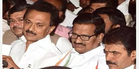 தொடரும் தொகுதி பங்கீடு பேச்சுவார்த்தை : 27 கேட்கும் காங்கிரஸ்... 22 வரை வந்துள்ள திமுக...!