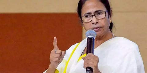 வேட்பாளர் தேர்வில் மிரட்டல்.. நந்திகிராம் தொகுதியில் போட்டி - அசத்தும் மம்தா பேனர்ஜி!