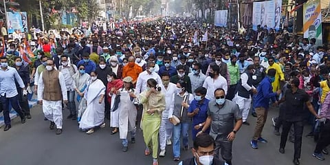 மேற்கு வங்கம்: சிதறும் இஸ்லாமிய வாக்குகள்; பாஜகவுக்கு சாதகம்? 