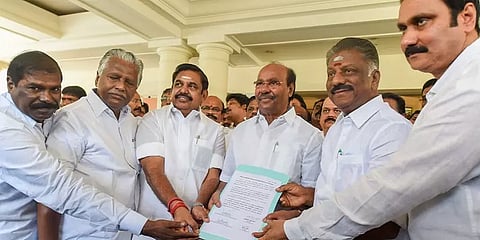 திமுக, அதிமுகவுக்கு சிறிய கட்சிகளின் உறுதுணை முக்கியம். ஏன்? - ஓர் அலசல்