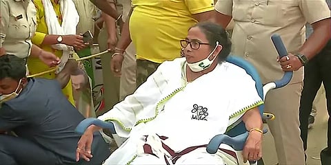 பாஜகவின் தாக்குதலை தடுக்க ஒன்றிணைவோம்: திமுக உள்ளிட்ட கட்சிகளுக்கு மம்தா பானர்ஜி கடிதம்!