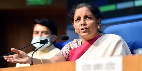 சேமிப்புகளுக்கான வட்டி குறைப்பு வாபஸ் - நிர்மலா சீதாராமன்
