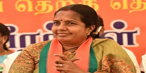 "எனது அனுமதி கடிதம் இல்லாத விளம்பரத்தைப் பெறாதீர்கள்!" - வானதி ஸ்ரீனிவாசன் 'அலர்ட்' கடிதம்
