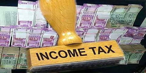நாமக்கல்: திமுக வேட்பாளரின் நண்பர் வீட்டில் ரூ.35 லட்சம் பறிமுதல்