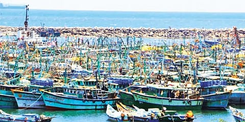 நள்ளிரவு முதல் தொடங்கியது மீன்பிடித் தடைக்காலம்