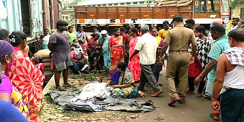 ஆவடி: இந்திய உணவு கழகத்தில் மூட்டை தூக்கும் போதே தொழிலாளி மயங்கி விழுந்து உயிரிழப்பு
