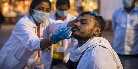 தமிழகத்தில் ஒரேநாளில் 10,941 பேருக்கு கொரோனா பாதிப்பு - 44 பேர் உயிரிழப்பு