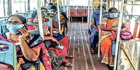 மாநகர பேருந்துகளில் முக கவசம் அணியாத பயணிகள் மீது வழக்குப்பதிவு: காவல் ஆணையர்