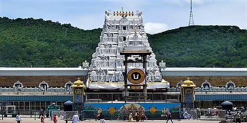 திருப்பதி கோயில் ஊழியர்கள் 15 பேர் கொரோனாவால் உயிரிழப்பு