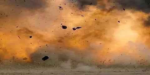 காபூல் பள்ளி குண்டுவெடிப்பு : பலி எண்ணிக்கை 53 ஆக உயர்வு