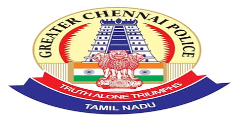 சென்னை போலீஸ் சார்பில் கொரோனா ஊரடங்கு நேர உதவி மையம் - தொலைபேசி எண்கள் அறிவிப்பு