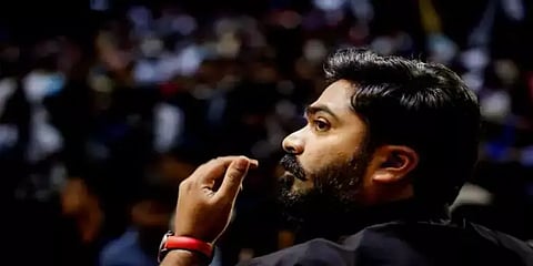 சிம்புவின் ‘மஹா’ ஓடிடியில் வெளியீடா? - தடை கேட்டு வழக்கு தொடுத்த படத்தின் இயக்குநர்