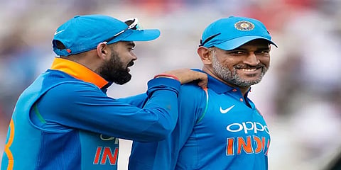 தோனி குறித்த ரசிகரின் கேள்வி... நெகிழ வைத்த கோலி