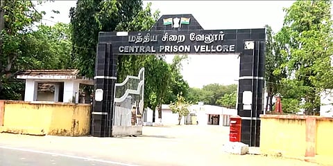 வேலூர்:  கைதிகள் 8 பேருக்கு கொரோனா தொற்று உறுதி