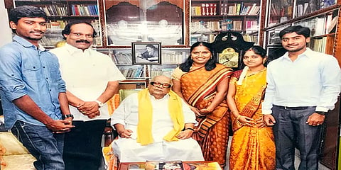 "எம்.ஜி.ஆரை வயிறு வலிக்க சிரிக்கவைத்த கலைஞர்!" - நினைவலைகள் பகிர்ந்த திண்டுக்கல் ஐ.லியோனி
