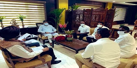 “தமிழகத்தில் கூடுதலாக  4 நகரங்களில் நீட் தேர்வு மையங்கள்” -  அமைச்சர் தர்மேந்திர பிரதான்