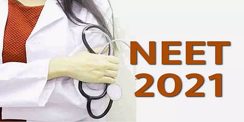 "நீட் தேர்வுக்கு பள்ளிகள் மூலம் விண்ணப்பிக்க வேண்டும்" - பள்ளி கல்வித்துறை அறிவுறுத்தல்
