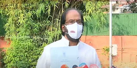 மாநில மொழிகளையும் ஆங்கிலத்தையும் மத்திய அரசு புறக்கணிக்கிறது : திமுக எம்.பி திருச்சி சிவா
