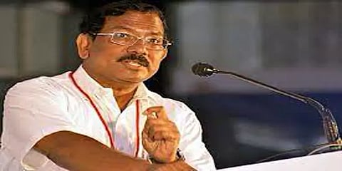 சசிகலா அதிமுகவில் இணைய இபிஎஸ்-ஒபிஎஸ்சை சந்தித்து பேச வேண்டும்: மாஃபா பாண்டியராஜன்