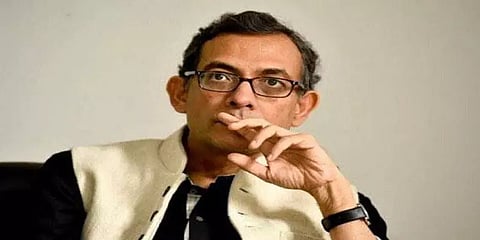 ''மாநிலங்களுக்கு போதிய தடுப்பூசிகளை மத்திய அரசு வழங்கவில்லை'' - அபிஜித் பானர்ஜி