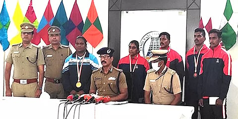 சென்னை: விளையாட்டு போட்டிகளில் பதக்கங்களை வென்ற ஆயுதப்படை போலீசாருக்கு பாராட்டு