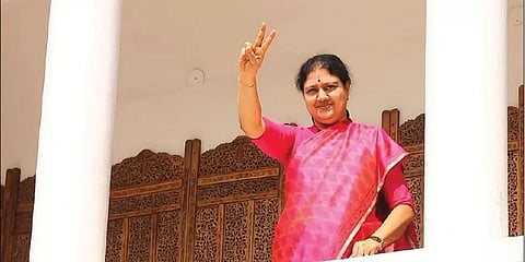 என்னுடைய பிறந்தநாளை கொண்டாட வேண்டாம் -  சசிகலா வேண்டுகோள்