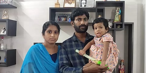 முதுகு தசைநார் சிதைவு நோயால் பாதிக்கப்பட்ட சிறுமி பாரதி: உதவிசெய்ய முதல்வருக்கு கோரிக்கை