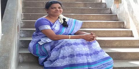 நீக்கப்படும் பட்டியலின பெண் எழுத்தாளர்களின் படைப்புகள் - காரணங்களும் விளக்கமும்!