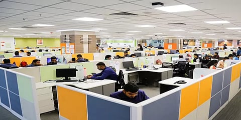 கொரோனா தளர்வுகளுக்கு பின்னும் திறக்காத ஐடி நிறுவனங்கள் - சிறு வியாபாரிகள் ஏமாற்றம்