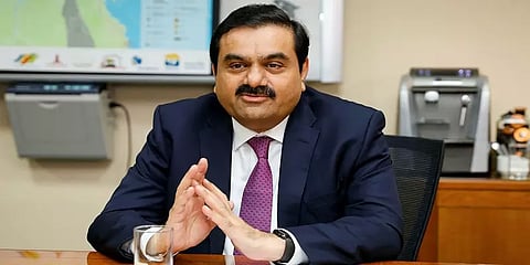 'ஒரு நாளைக்கு ரூ.1,002 கோடி' - அம்பானியை விட ஜெட் வேகத்தில் உயரும் அதானி சொத்து மதிப்பு