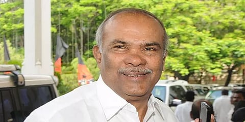 மக்கள் அதிகம் வசிக்காத இடங்களில் அணுக்கழிவுகளை சேமிக்கவேண்டும்: சபாநாயகர் அப்பாவு