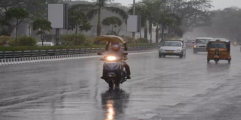 தமிழகத்தின் 8 மாவட்டங்களில் கனமழைக்கு வாய்ப்பு