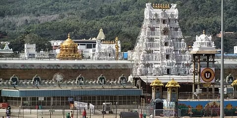 திருப்பதியில் கொடியேற்றத்துடன் தொடங்கிய பிரம்மோற்சவம்