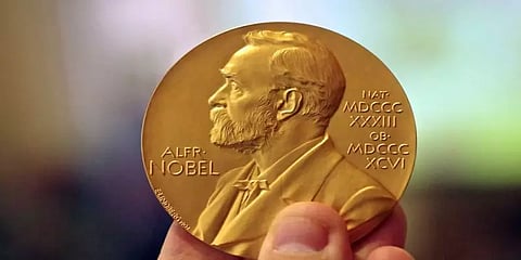 அமைதிக்கான நோபல் பரிசு - பத்திரிகையாளர்கள் இருவருக்கு பகிர்ந்தளிப்பு