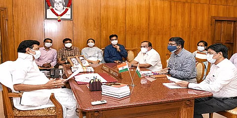 விஜயதசமி பண்டிகை: கோயில்கள் திறக்கப்படுமா? முதல்வர் இன்று ஆலோசனை