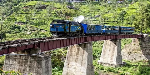 ஊட்டி மலை ரயில் சேவை மீண்டும் தொடக்கம்