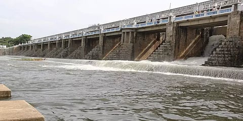 பூண்டி ஏரியில் உபரிநீர் வெளியேற்றம் 500 கன அடியாகக் குறைப்பு
