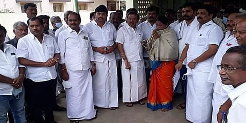நாமக்கல்: அதிமுக மாவட்ட ஊராட்சி குழு உறுப்பினர்கள் திமுகவில் ஐக்கியம்