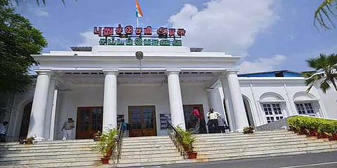 புதுச்சேரி அரசு ஊழியர்களுக்கு 3% அகவிலைப்படி உயர்வு
