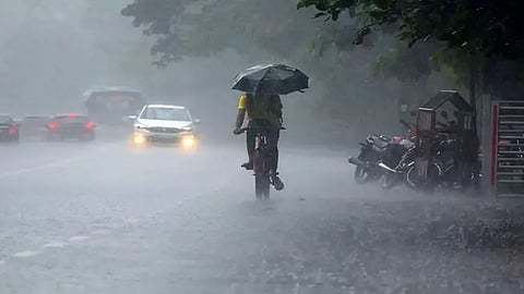 hevay rain