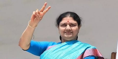 “அதிமுகவில் ஆதரவான அலை..?” - சசிகலாவின் அரசியல் சுற்றுப்பயணத்தால் என்ன நடக்கும்?-ஓர் அலசல்