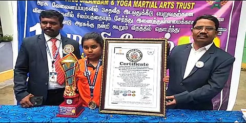 வேலை வாய்ப்பில் ஒதுக்கீடு: சிலம்பம் சுற்றி அரசுக்கு நன்றி தெரிவித்த 7ஆம் வகுப்பு மாணவி