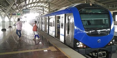 சென்னை: தீபாவளியை முன்னிட்டு மெட்ரோ ரயில் சேவை நேரம் நீட்டிப்பு