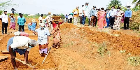 "100 நாள் வேலைத்திட்டத்தில் ஊதிய தாமதம் கூடாது" - ஓ.பன்னீர்செல்வம் வலியுறுத்தல்