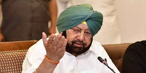 “உங்களாலும், உங்கள் பிள்ளைகளாலும் நான் புண்பட்டேன்” - ராஜினாமா கடிதத்தில் அமரிந்தர் சிங்!