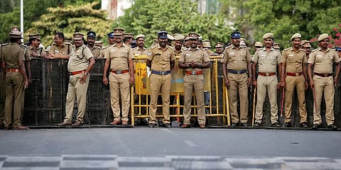 காவலர்களுக்கு வாரத்தில் ஒரு நாள் விடுமுறை: அரசாணை வெளியீடு - முழு விவரம்