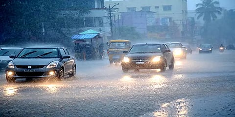 டெல்டா மாவட்டங்களில் அடுத்த 5 நாட்களுக்கு கனமழை தொடரும்: வானிலை ஆய்வு மையம்